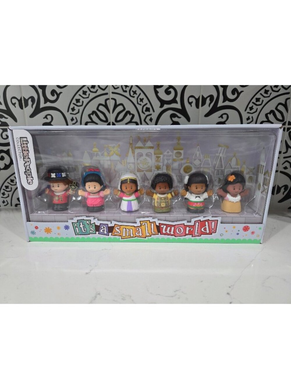 Little people Fisher Price Disney Parks it’s a Small World Collector Set New